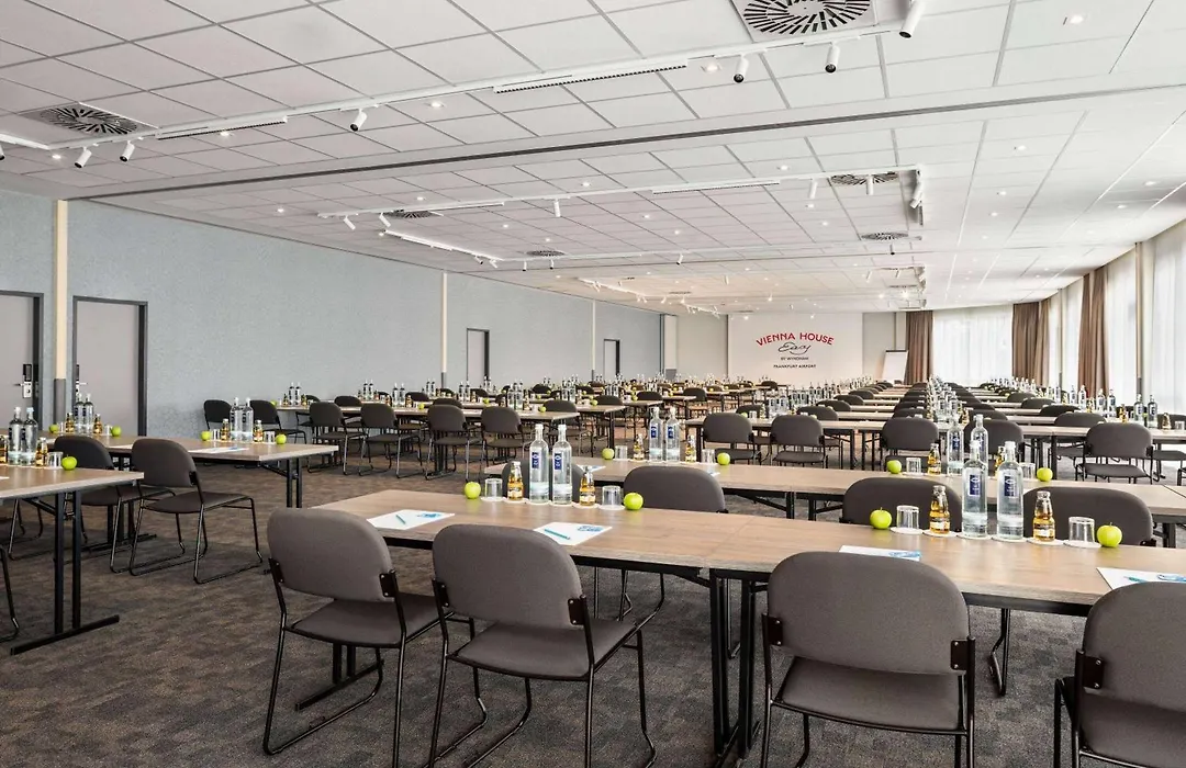 Vienna House Easy By Wyndham Frankfurt Airport-1